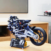 Motorcycle Display Model with This Rewarding Building Set for Kids